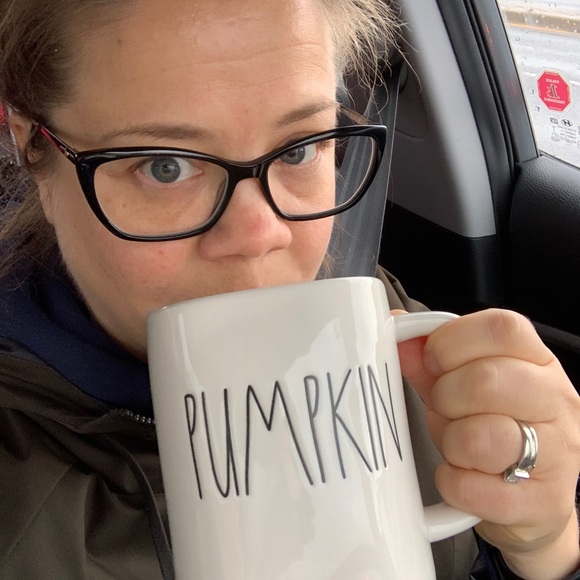 Meet your Posher, Lindsay - Picture 1 of 1